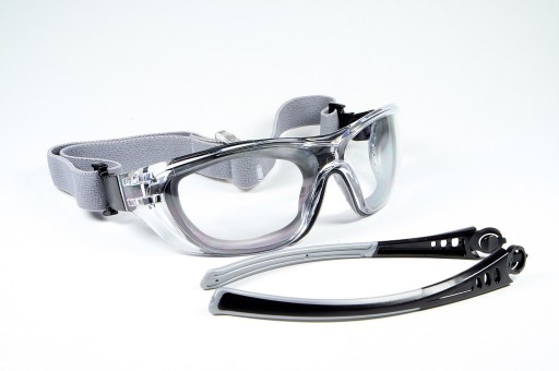 Multifunktionsbrille, kratzfest und antifog
farblos PC 2 mm - Modell Nr. 580


 